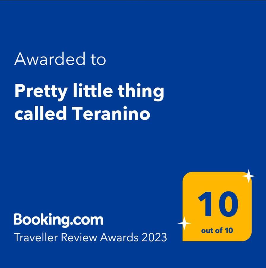 Pretty Little Thing Called Teranino Pula Bagian luar foto
